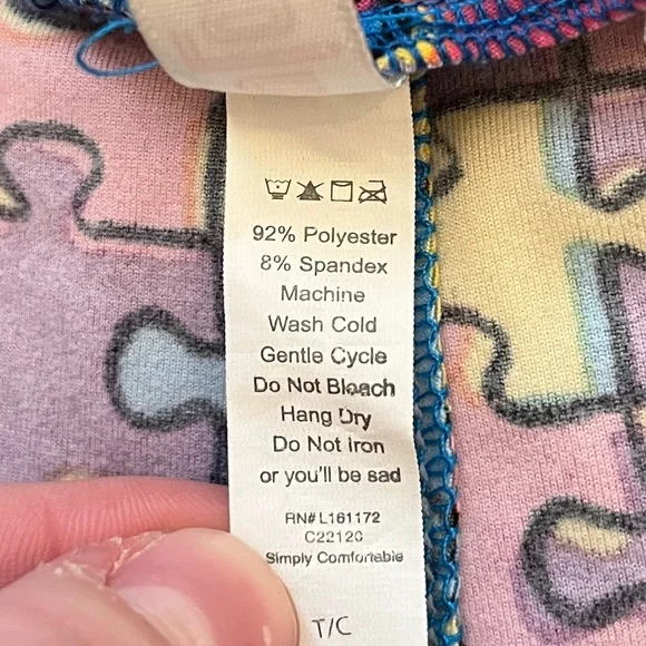 LulaRoe🧩 Puzzle Piece Autism Pink Blue Yellow Leggings TC Tall & Curvy (10-20) - Picture 3 of 4